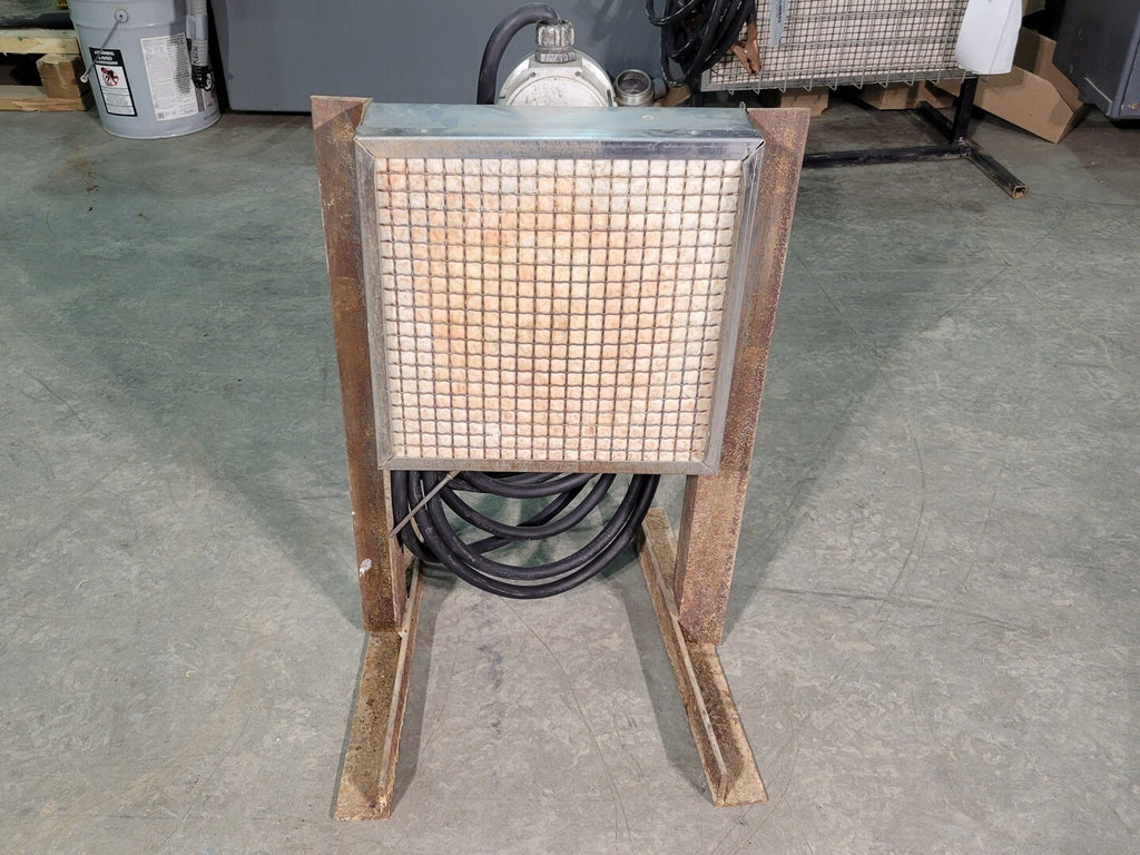 CATERPILLAR 4000 btu Flameless Gas Heater W12X12