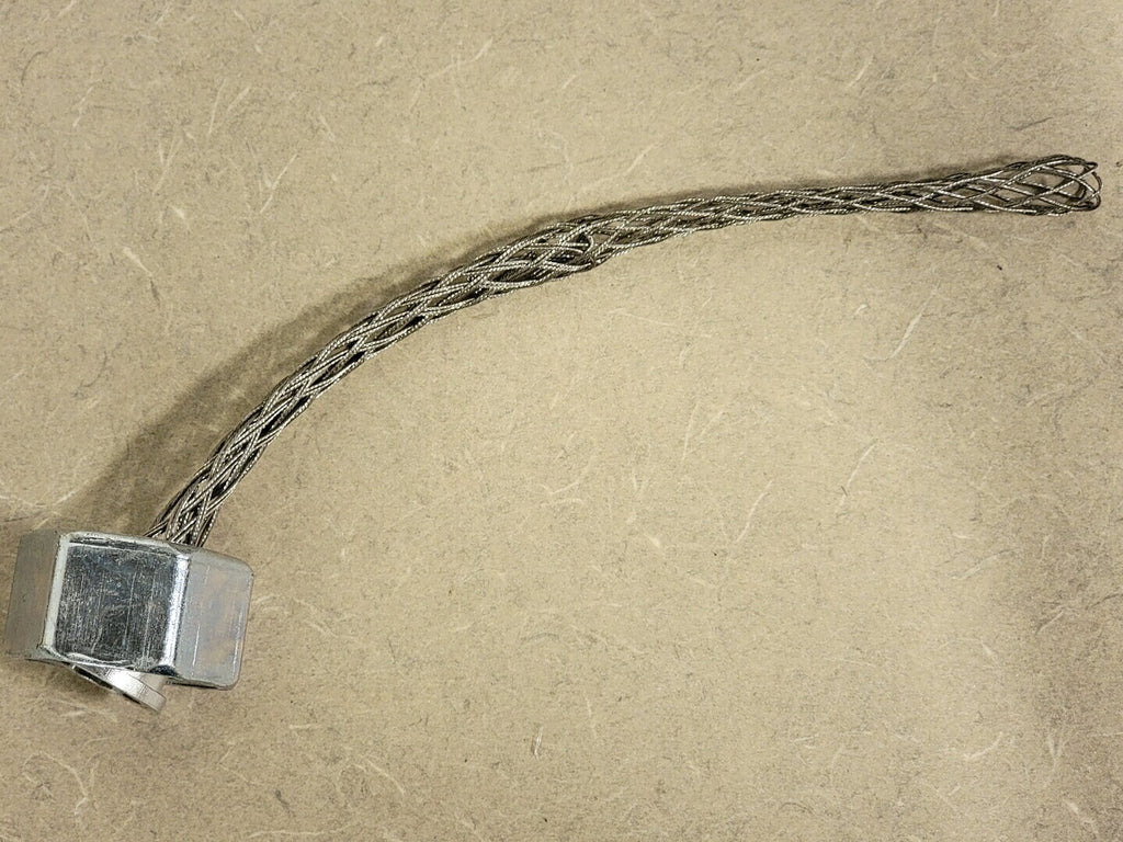 CROUSE-HINDS 0.625-0.750" Wire Mesh Cable Grip RPE417117