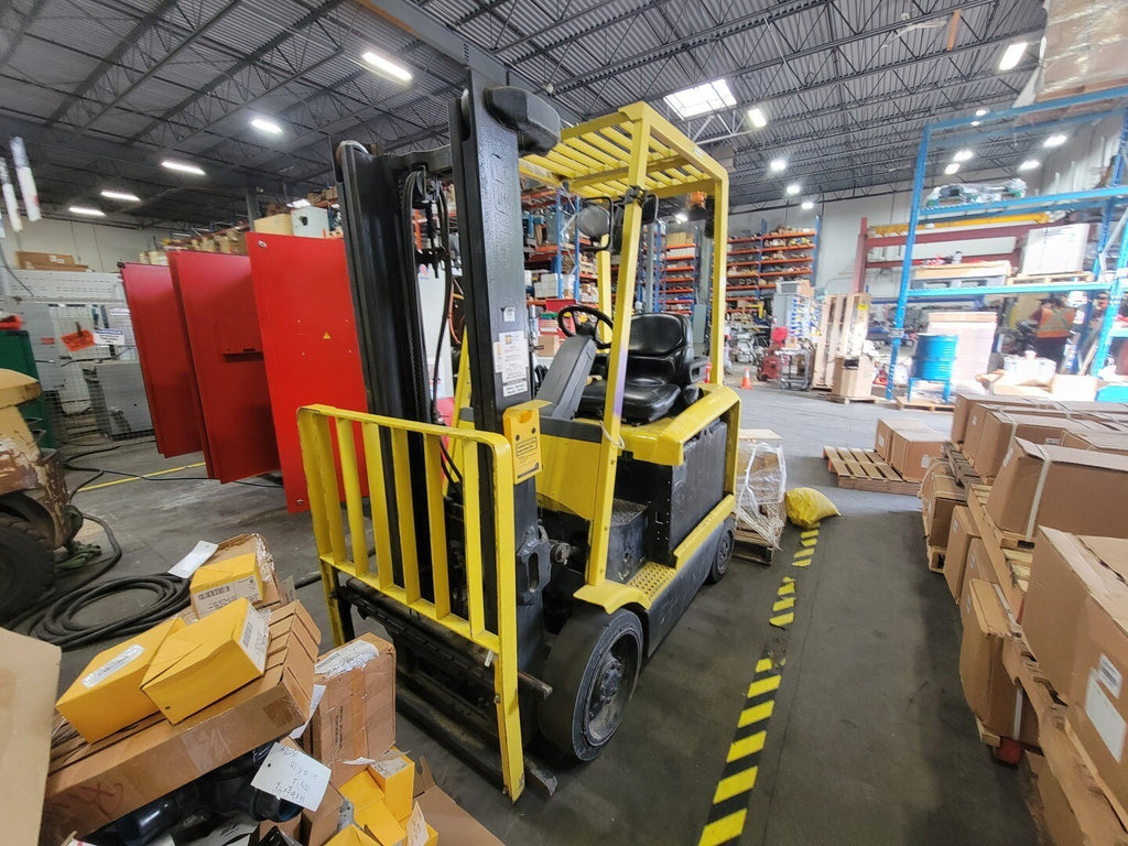 HYSTER 5,000 lb Electric Forklift E50Z