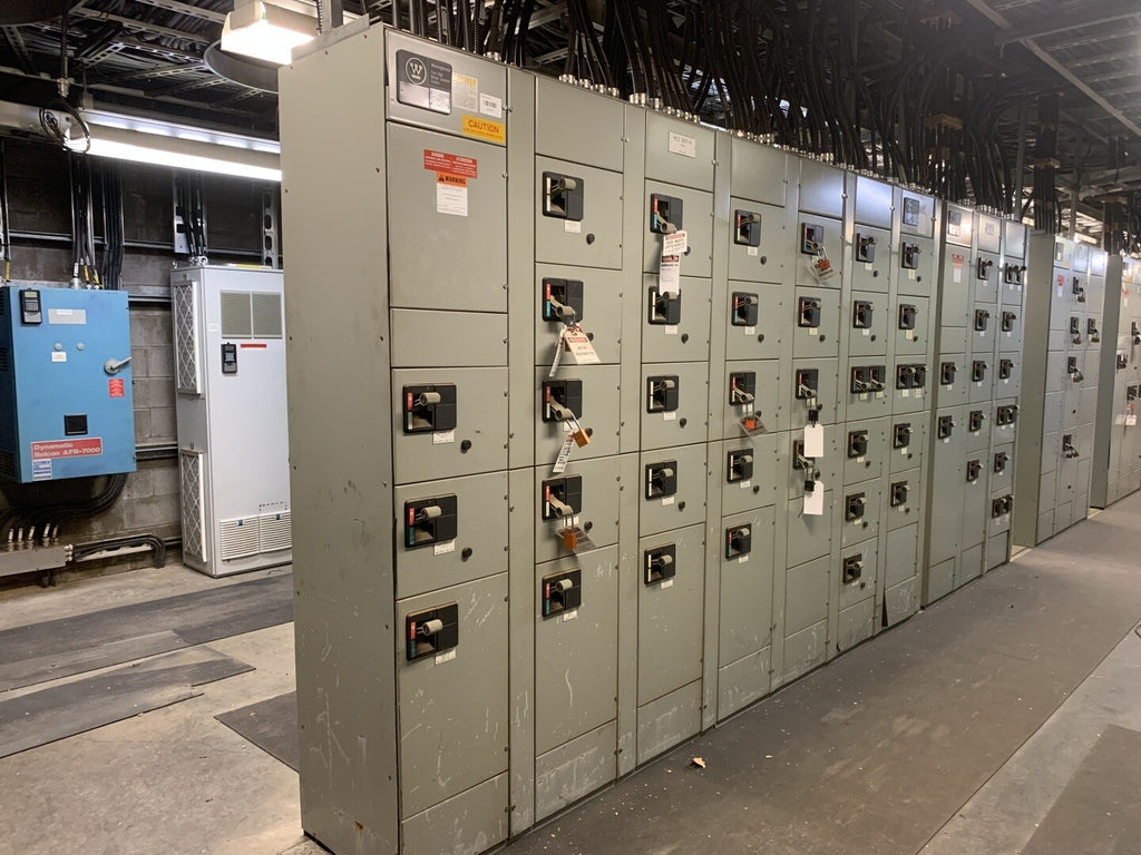 WESTINGHOUSE Five Star Double-Sided Motor Control Center (MCC), 600V Max., 1000A, 70 Buckets