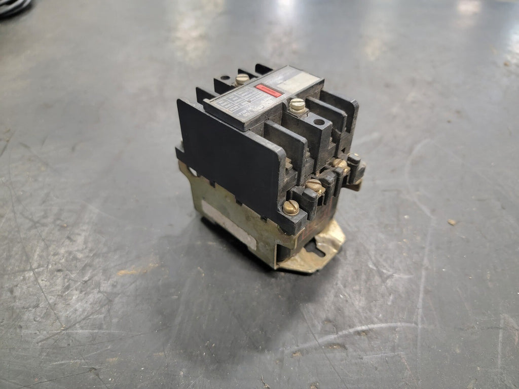 ALLEN-BRADLEY 10 Amp Control Relay 700-N