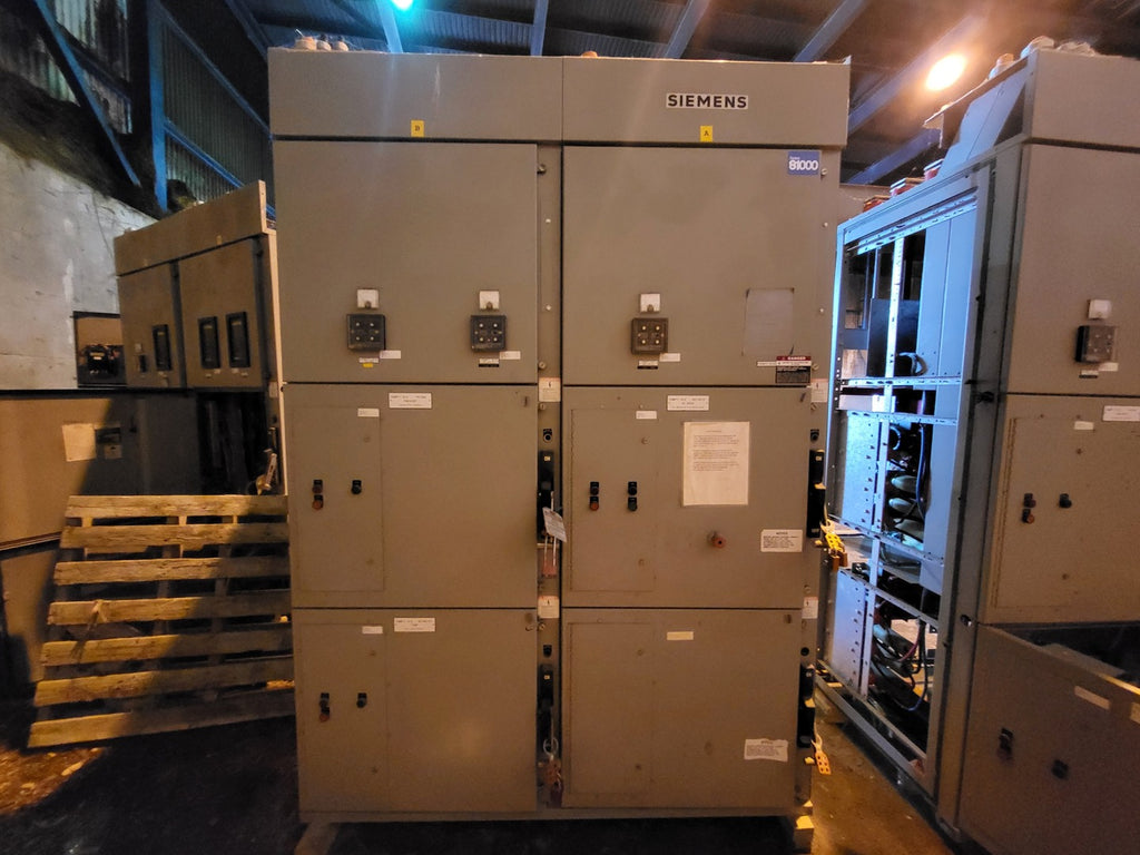 SIEMENS 4160 Volts, Series 81000 Two-Column Motor Control Center (MCC) Section