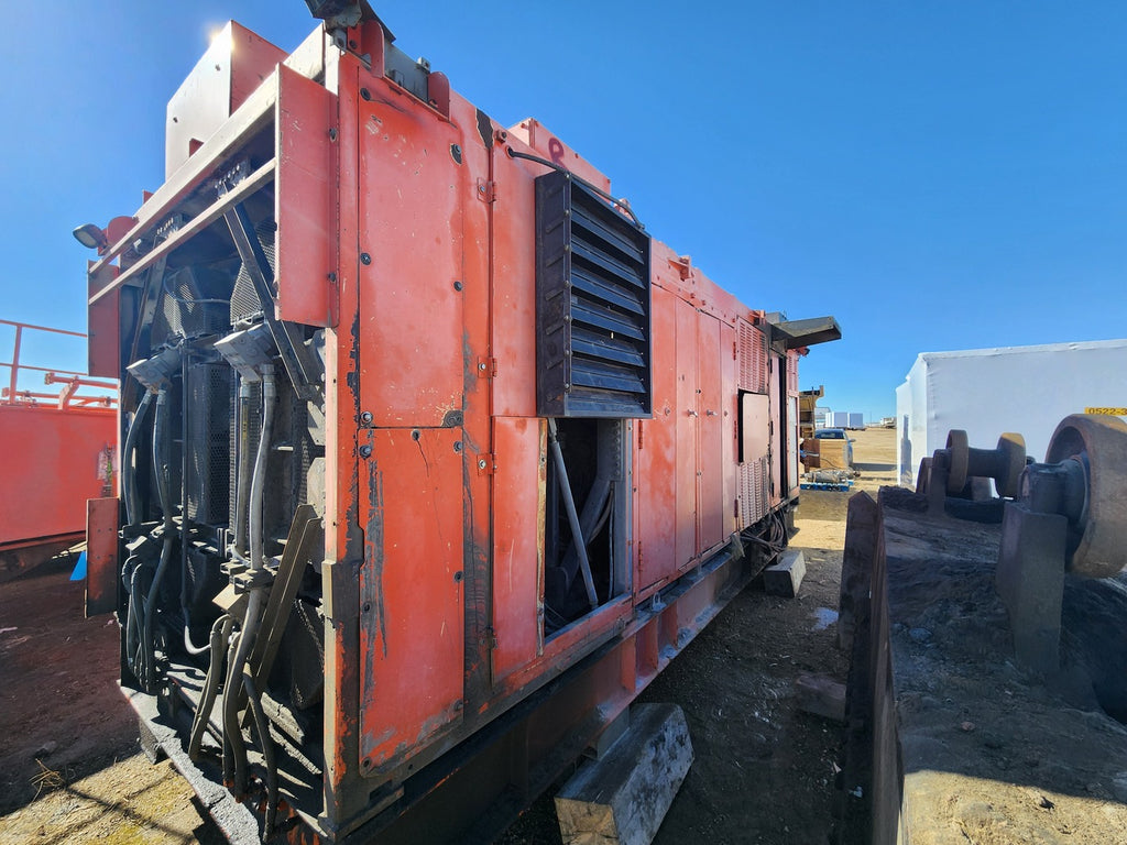 HITACHI EX3600-5 Parts: Engine Compartment (Engine & Radiator), 17k Hrs