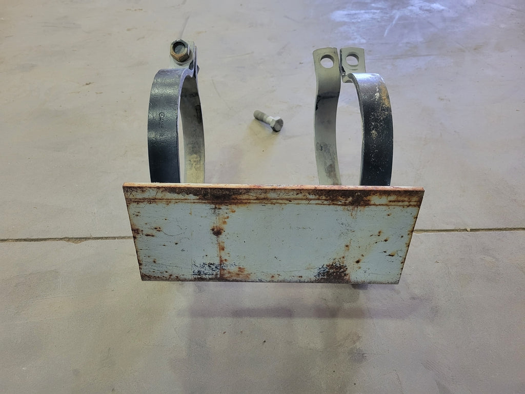 10", Anvil Pipe Clamp, Bolted