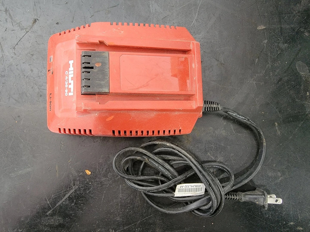 HILTI Compact Charger C4/36-90 2015761 & Battery pack B 22/2.6 Li-ion 2136393