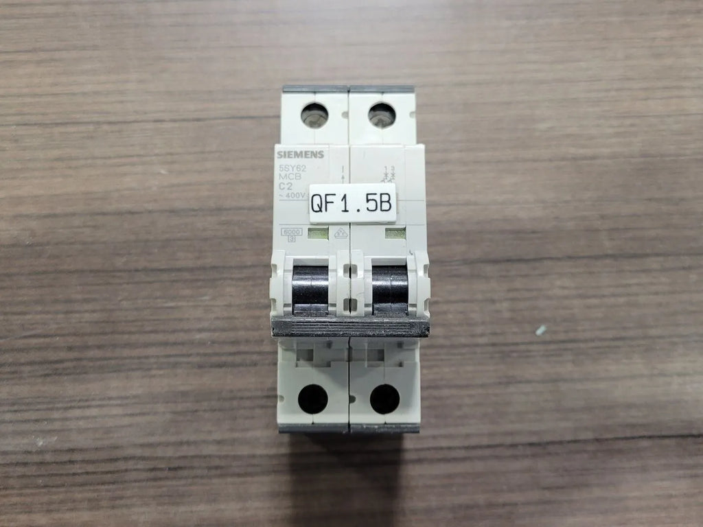 SIEMENS 2 Amp 2 Pole Circuit Breaker 5SY62-C2