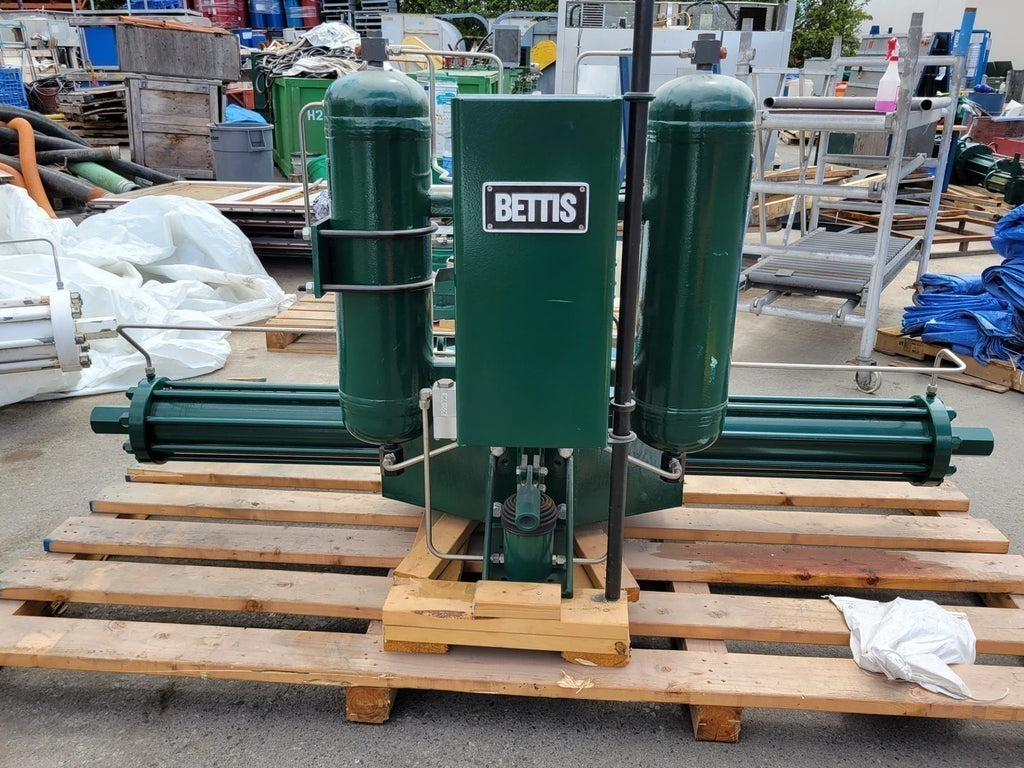 BETTIS E-SERIES Hydraulic Quarter-Turn Valve Double-Acting Operator 67DH