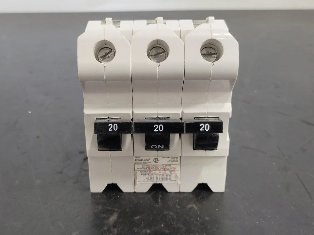 FEDERAL PIONEER 20 Amp 3 Pole Circuit Breaker NA320