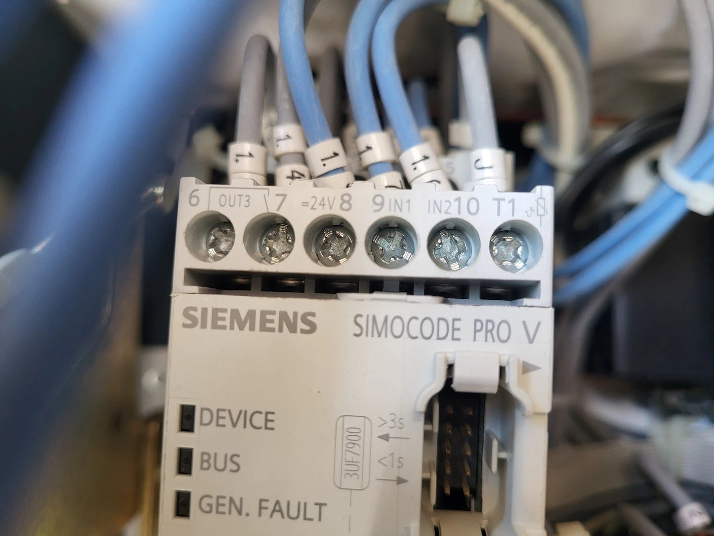 SIMOCODE Pro V PB Profibus DP Interface 3UF7010-1AU00-0