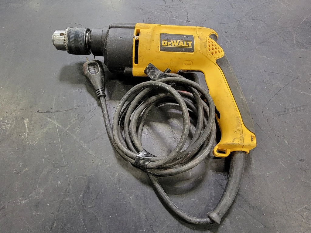 DEWALT Hammer Drill, 1/2-Inch, 7.8-Amp (DW511) : : Tools & Home  Improvement