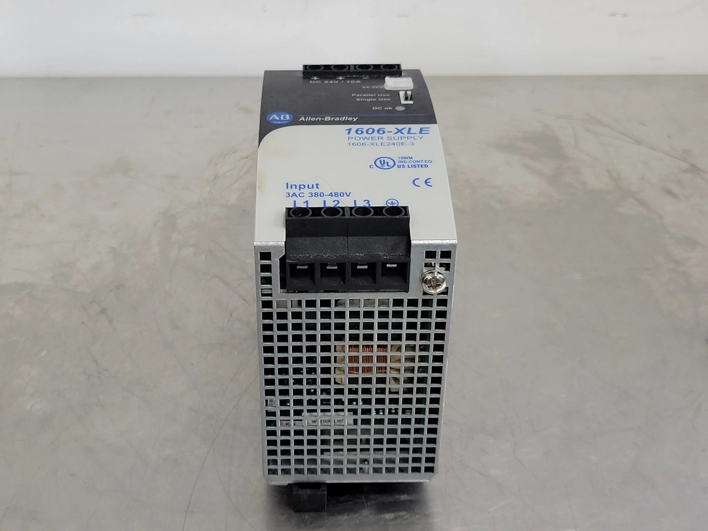 24-28 VDC Power Supply 1606-XLE240E-3