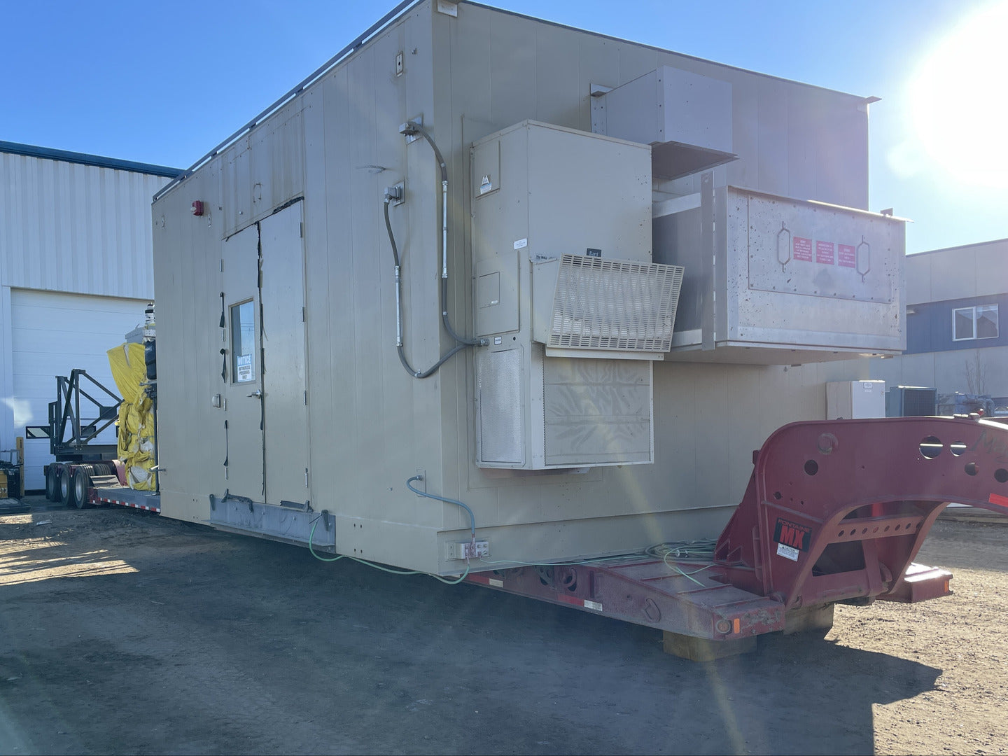 SIEMENS Mobile Substation 5000 KVA Transformer Pri. 34500 V, Sec. 600/ ...