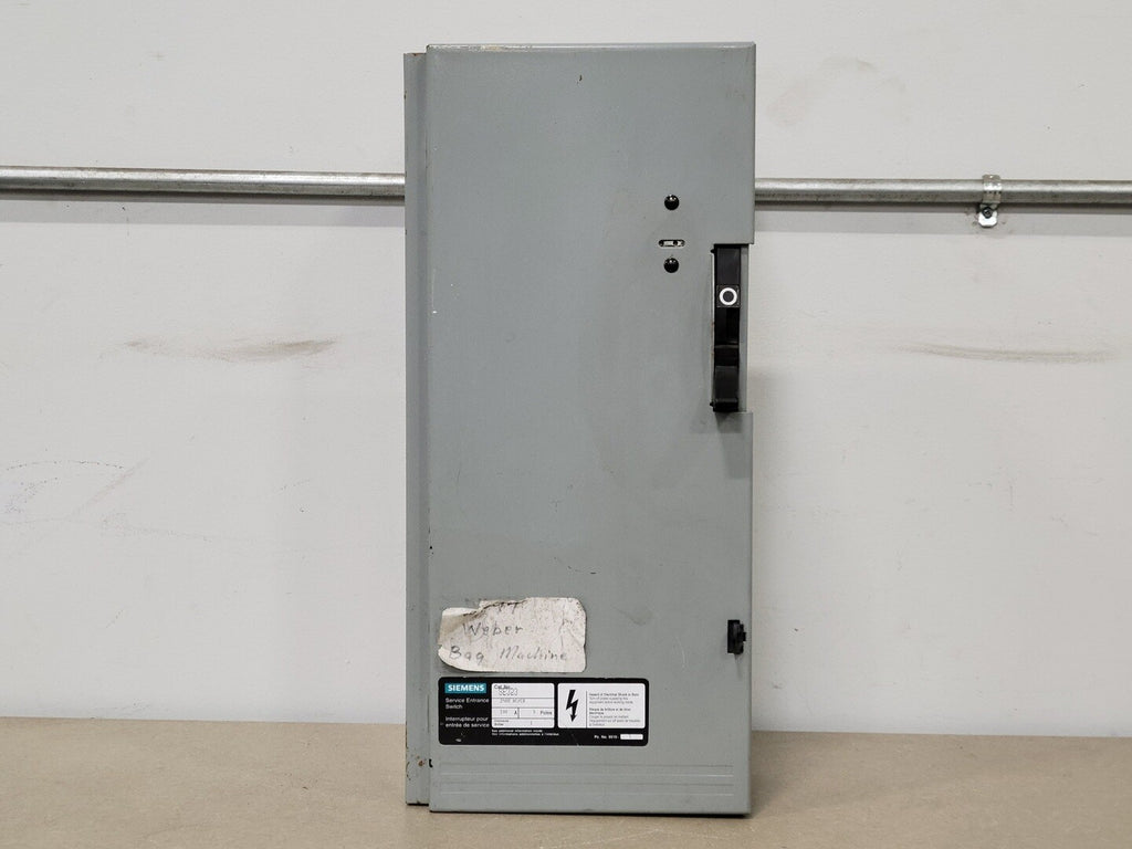 SIEMENS 100 Amp, 3 Pole, 240 volts, Fused Disconnect Switch SE323