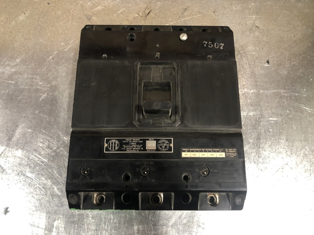 SIEMENS 225 Amp 3 Pole Circuit Breaker ET5917